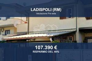 Immobile in asta di 79 m² con box auto a Ladispoli