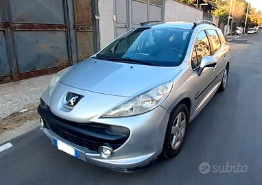 auto peufeot 207 vagon