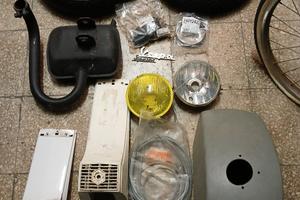 stock ricambi assortiti Vespa