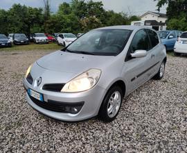 Renault Clio 1.2 16V 3 porte Le Iene