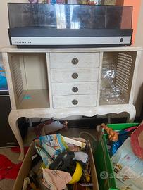 Mobile shabby chic con 4 cassetti