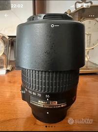 Nikon ef-s 55-200 F:4-5,6. 150€