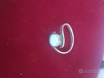 Anello in argento con pietra turchese (Larimar)