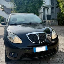 Lancia Ypsilon 1.4 Platino Ecochic GPL