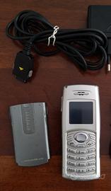 Cellulare vintage Samsung SGH-C100 funzionante