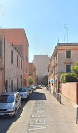 Pigneto luminoso trilocale arredato
