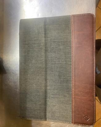 Custodiaper ipad