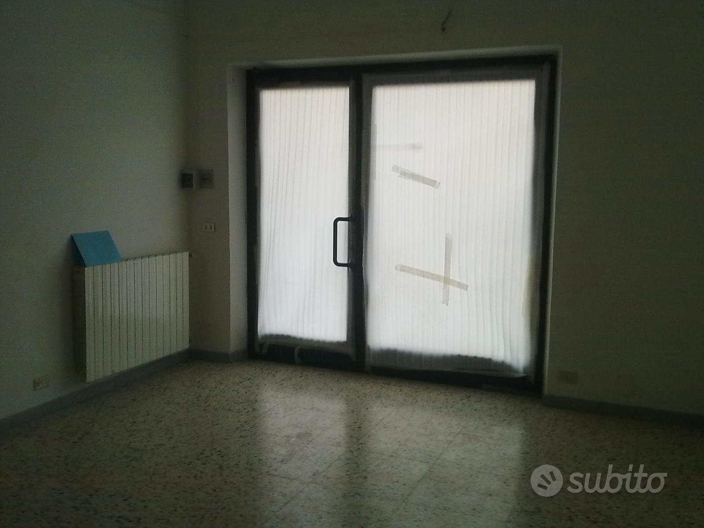 Locale commerciale di circa 50 m² Cairo Montenotte - Vista 3