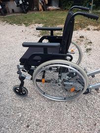 Carrozzina Elettrica per Disabili 