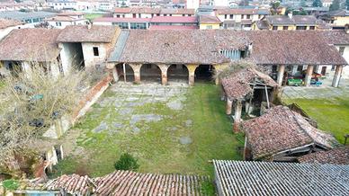 COMPLESSO A SORESINA