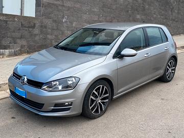 VOLKSWAGEN Golf 7ª serie - 2015