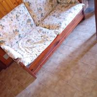 Divano..contattare 3331270680