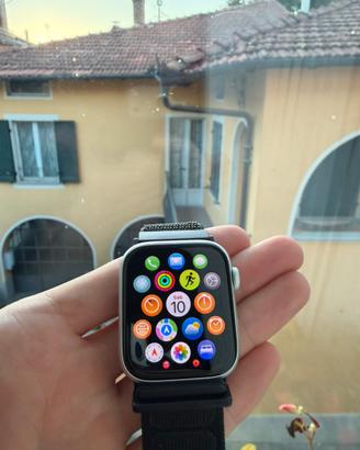 Apple watch SE 2Gen 44mm batteria 95%