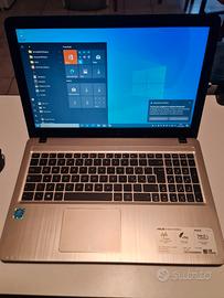 Computer Portatile Asus 15 pollici Windows 10