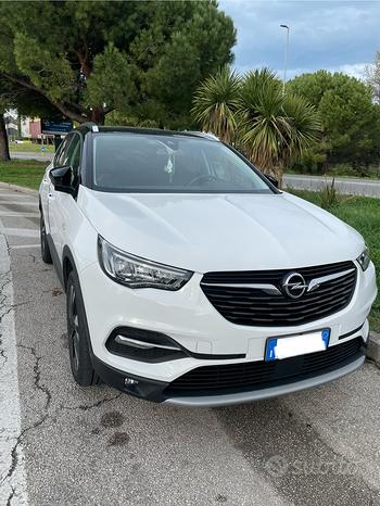 Vendo Grandland Opel 1200