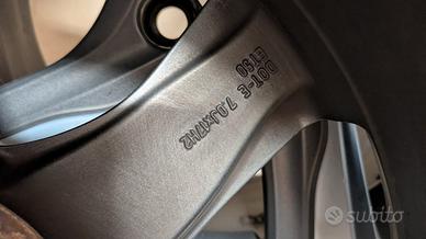 4 gomme con cerchi originali Volvo