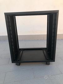 Quik Lock armadio rack 12 unità con ruote