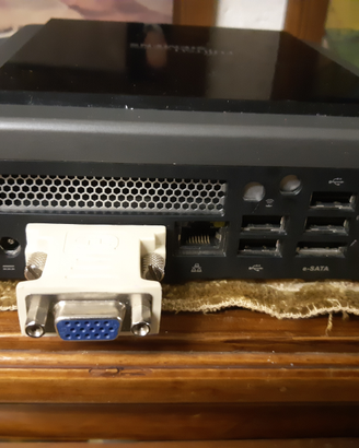 PC Fujitsu Esprimo P8600