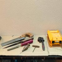 Lotto Accessori Utensili Falegname Garage Officina