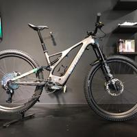 TURBO LEVO EXPERT CARBON 21’ FULL FULL