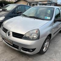Ricambi usati per Renault Clio 1.2 storia 09 D7FH7