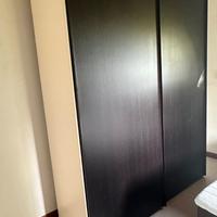 Armadio Wenge' con due ante a scorrere