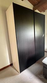 Armadio Wenge' con due ante a scorrere