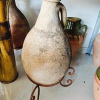 Antica brocca con manico in terracotta 