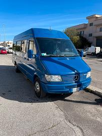 Autobus mercedes sprinter 15 posti