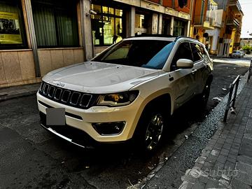Jeep Compass Beats edition 4x4 tetto full oprional