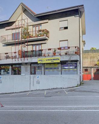 Appartamento di 89 m² con più di 5 locali e posto 