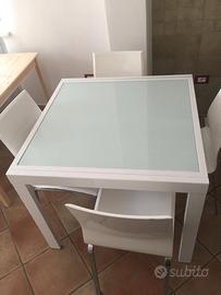 Tavolo 4/8 persone