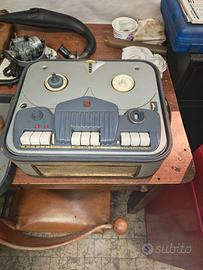 registratore a bobine Philips  degli anni 60
