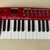 Behringer uma 25s