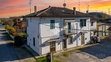 CASA DI CORTE A BARICELLA