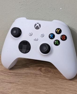 Controller XBOX BIANCO Wireless 2 batterie ricaric