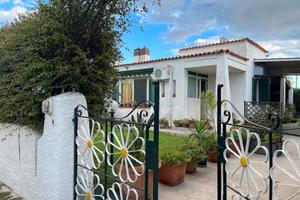 Villa in Residence a Fontane Bianche