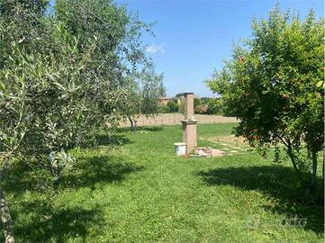 Terreno di 2800 m² a Reggio Emilia