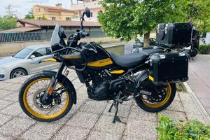 ROYAL ENFIELD Himalayan TUTTO INCLUSO ANCHE PASS