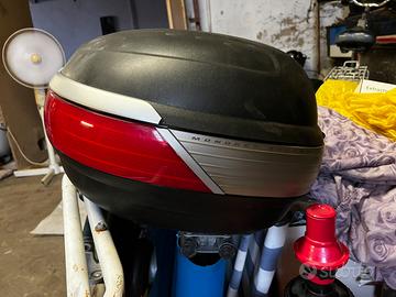 Bauletto con staffa honda hornet 600
