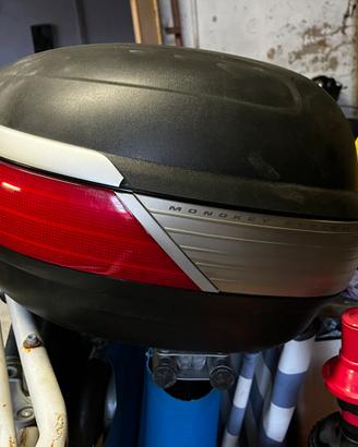 Bauletto con staffa honda hornet 600