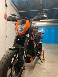 Duke 690 perfetto