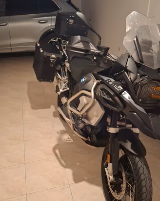 BMW 1250 ADVENTURE TRIPLE BLACK