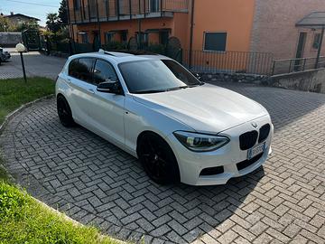 BMW 125D Msport 218 cv • ZF 8 marce• tetto• cerchi