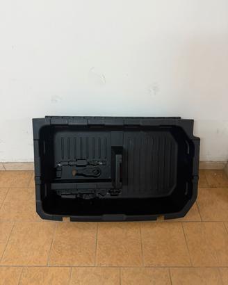 Nissan Juke, vasca bagagliaio