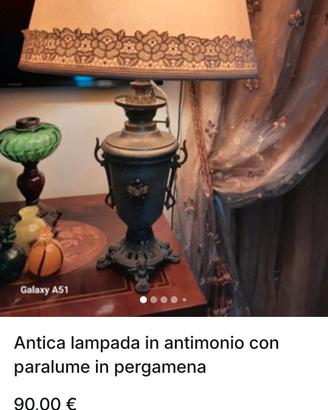 antico lume in antimonio con paralume 