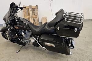 Harley-Davidson FLHT Electra Glide Standard