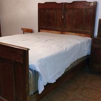 Letto e comodino anni '30