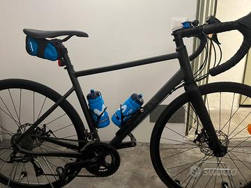 Bici da corsa TRIBAN RC500