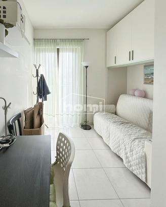 Cameretta MORETTI COMPACT come nuova